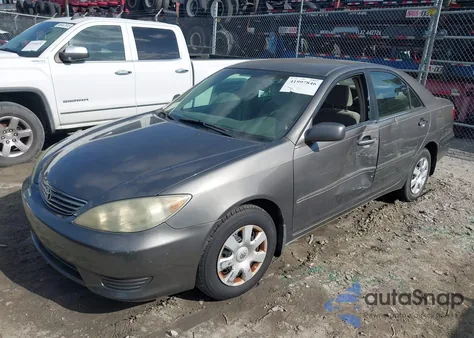 2005 Toyota Camry Le from USA, damaged, VIN 4T1BE32K85U573296